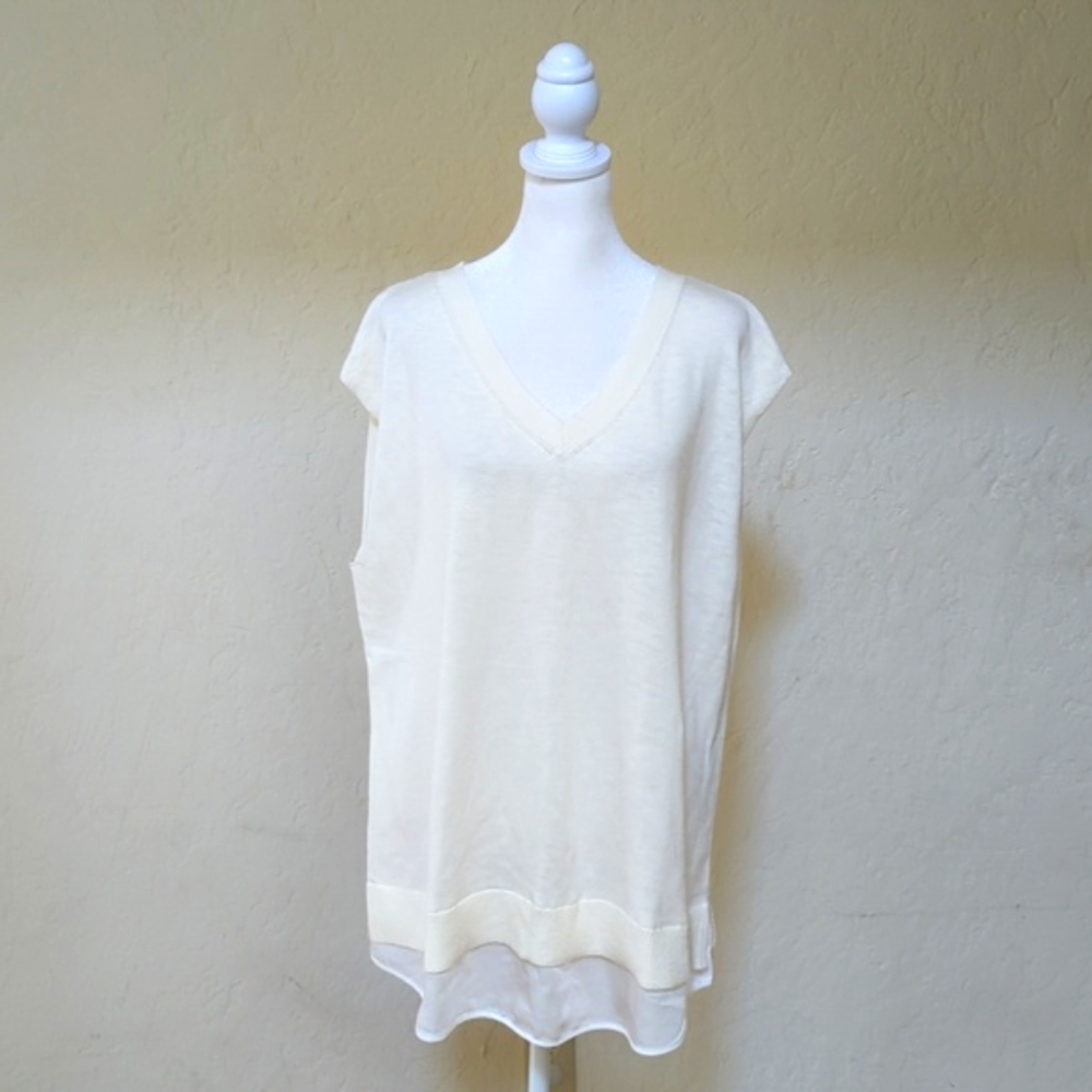 Banana Republic Factory Ivory V Neck Chiffon Trim Sleeveless Sweater Size Large